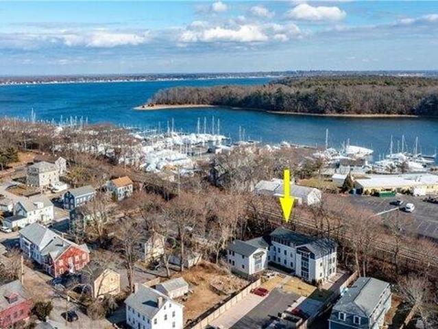 Condo for sale in East Greenwich, Rhode Island