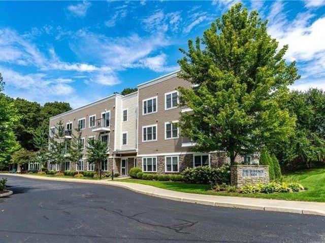 Condo for sale in East Greenwich, Rhode Island