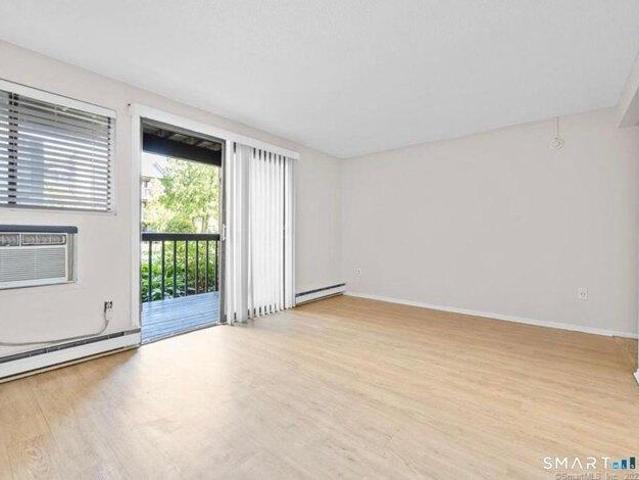 Condo for sale in East Haven, Connecticut