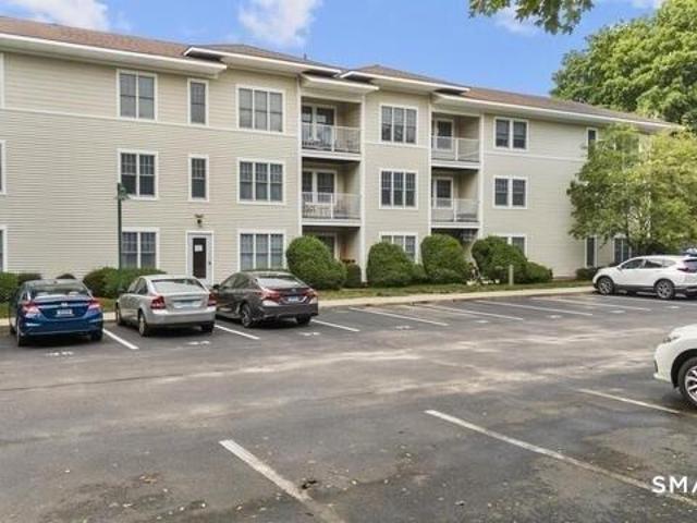 Condo for sale in East Lyme, Connecticut