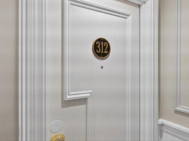 Condo for sale in Edgecomb, Maine