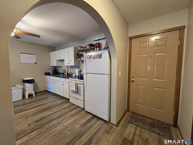 Condo for sale in Ellington, Connecticut