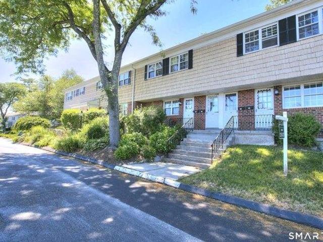 Condo for sale in Fairfield, Connecticut