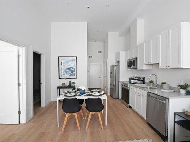 Condo for sale in Bristol, Massachusetts