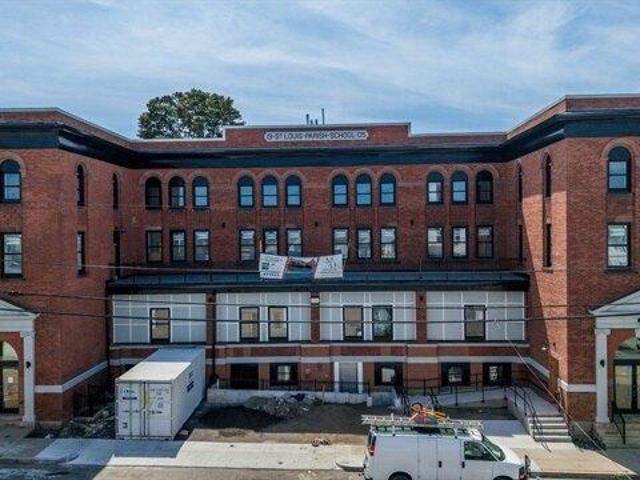 Condo for sale in Bristol, Massachusetts