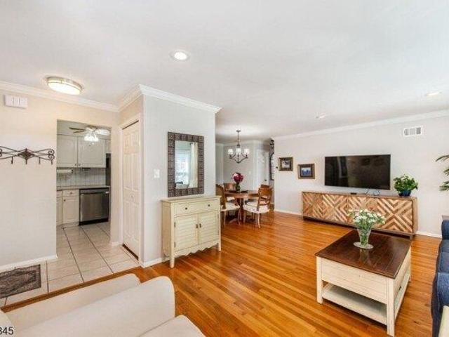 Condo for sale in Florham Park, New Jersey