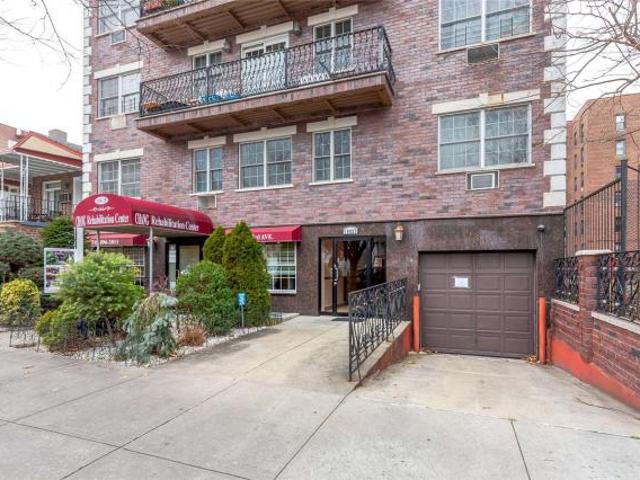 Condo for sale in Queens, Arverne