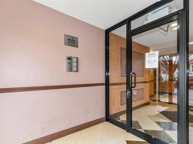 Condo for sale in Queens, Arverne