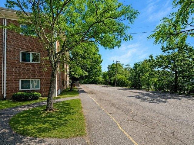 Condo for sale in Framingham, Middlesex County