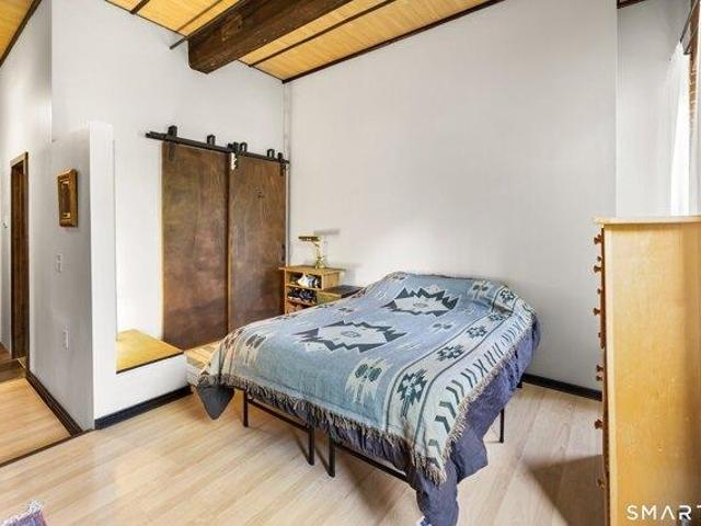 Condo for sale in Glastonbury, Connecticut