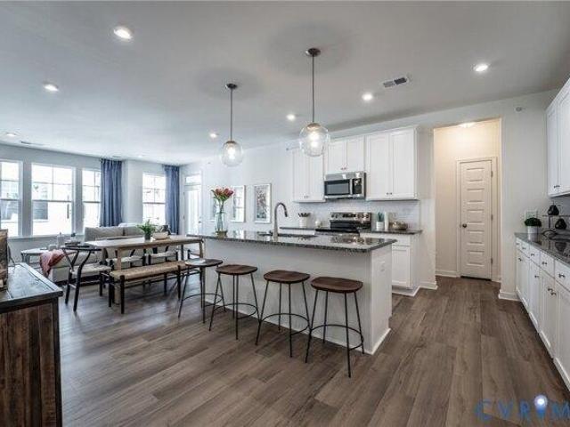 Condo for sale in Virginia