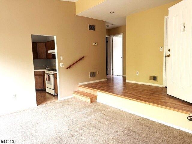 Condo for sale in Glen Gardner, New Jersey