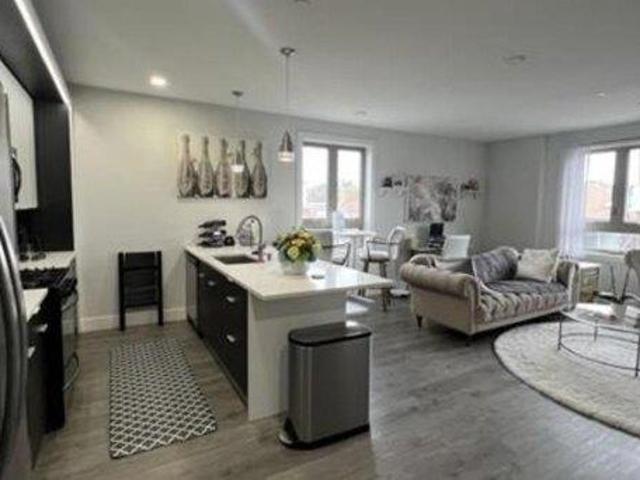 Condo for sale in Hudson, New Jersey