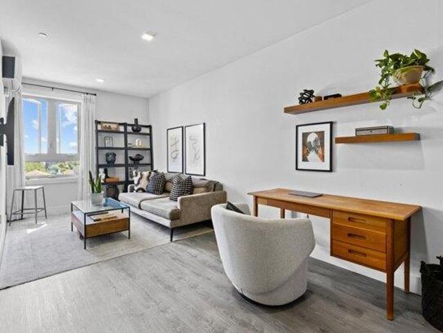 Condo for sale in Hudson, New Jersey