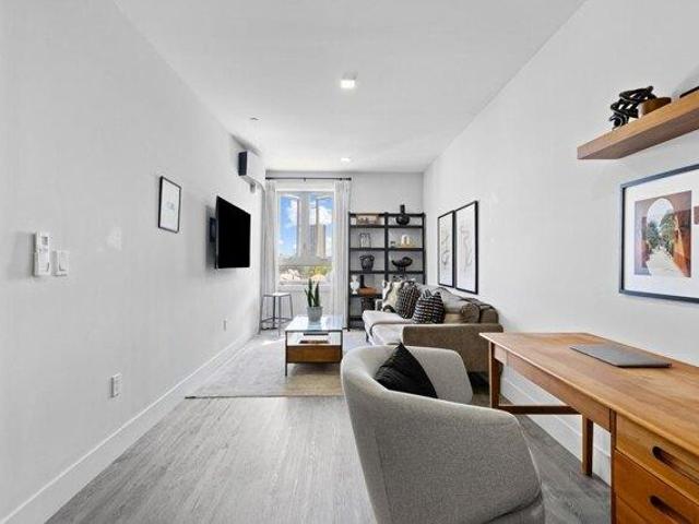 Condo for sale in Hudson, New Jersey