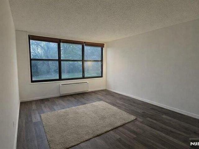Condo for sale in Hudson, New Jersey