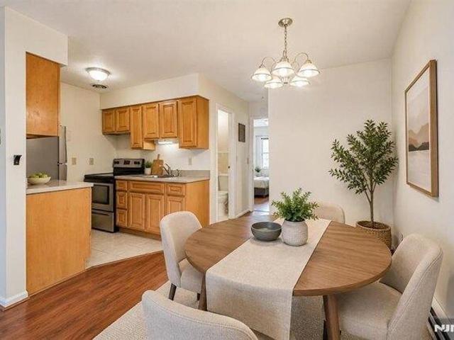 Condo for sale in Hudson, New Jersey