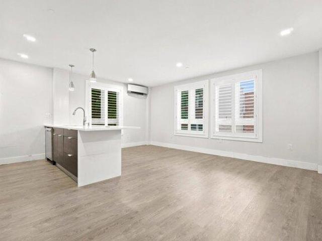 Condo for sale in Hudson, New Jersey