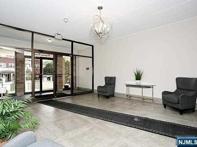 Condo for sale in Hackensack, New Jersey