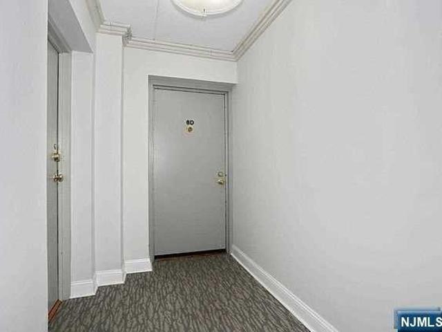 Condo for sale in Hackensack, New Jersey