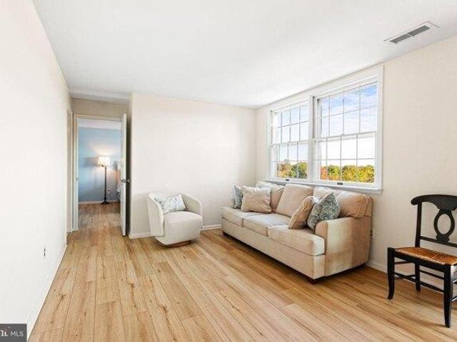 Condo for sale in West Haddonfield, Haddonfield
