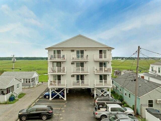 Condo for sale in New Hampshire