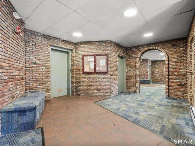 Condo for sale in Hartford, Connecticut
