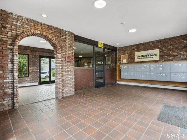 Condo for sale in Hartford, Connecticut