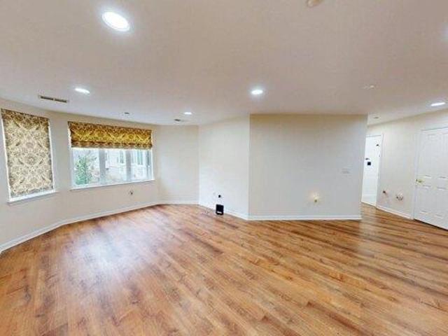 Condo for sale in Rockland, New York