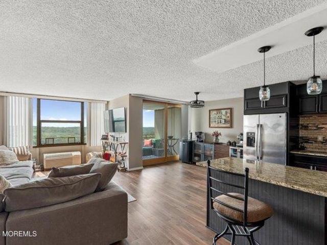 Condo for sale in Monmouth, New Jersey