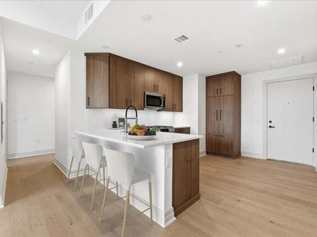 Condo for sale in Hudson, New Jersey