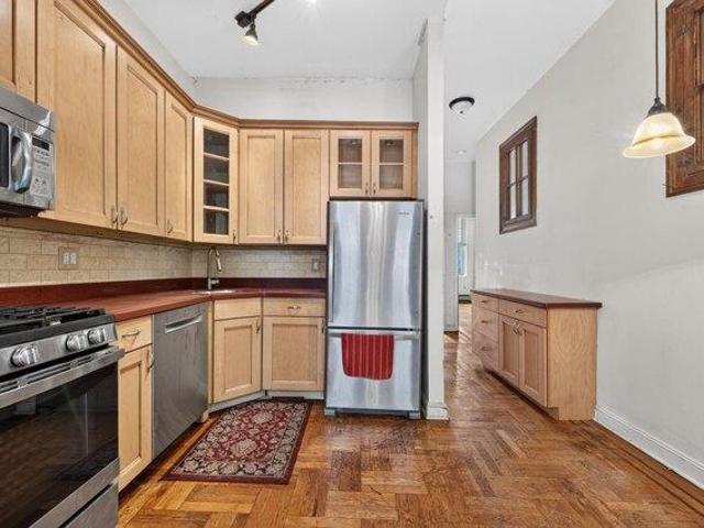 Condo for sale in Hudson, New Jersey