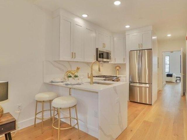Condo for sale in Hudson, New Jersey