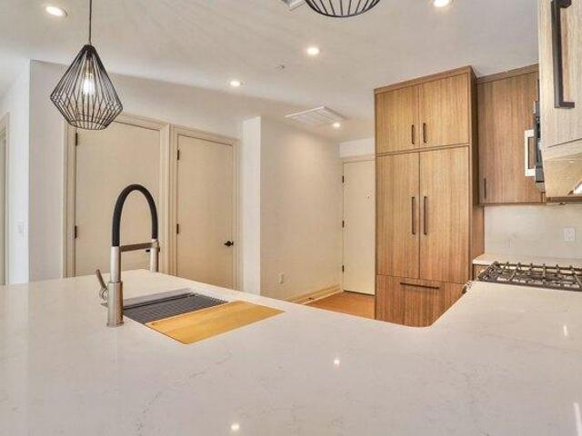 Condo for sale in Hudson, New Jersey