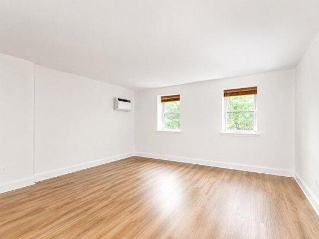 Condo for sale in Hudson, New Jersey