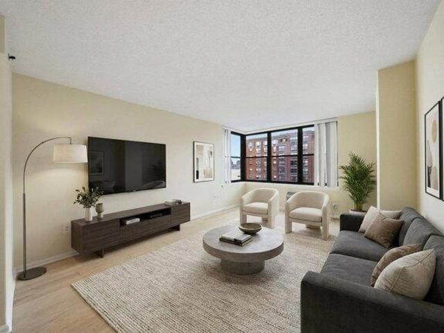 Condo for sale in Hudson, New Jersey