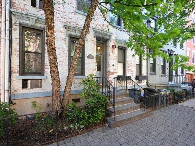Condo for sale in Hudson, New Jersey