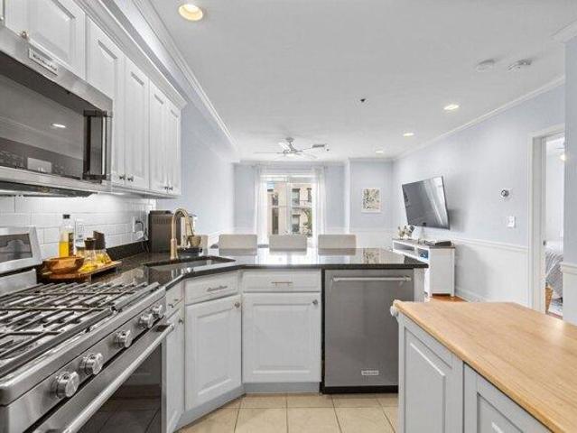 Condo for sale in Hudson, New Jersey
