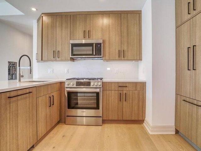 Condo for sale in Hudson, New Jersey