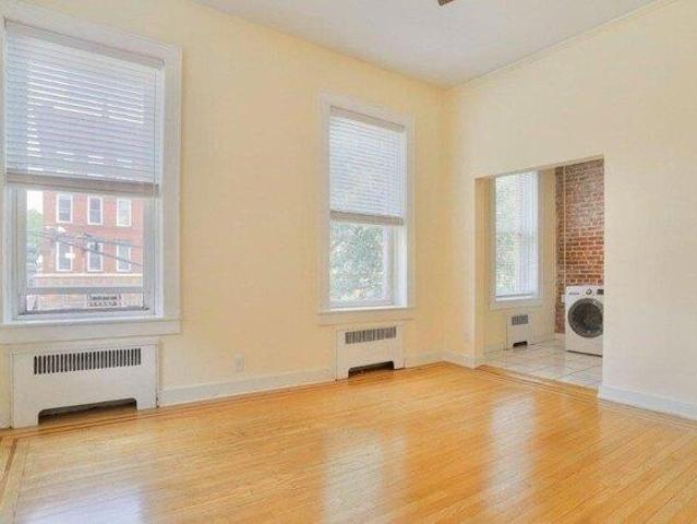 Condo for sale in Hudson, New Jersey