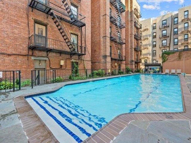 Condo for sale in Uptown, Hoboken