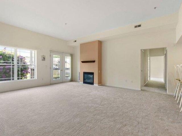 Condo for sale in Holden, Massachusetts