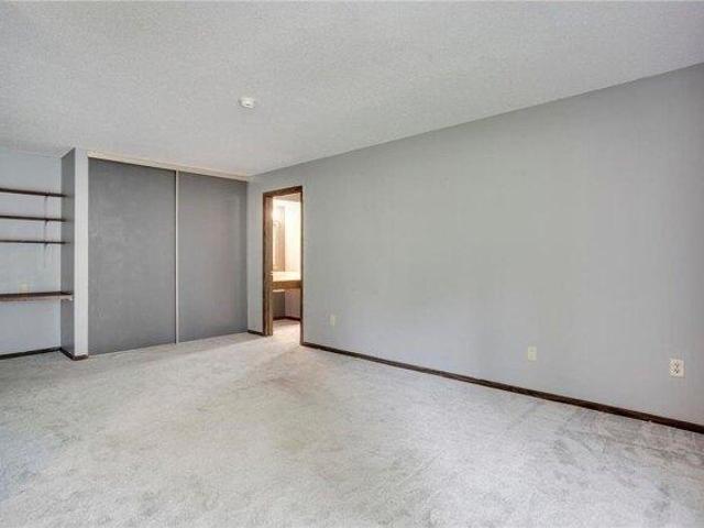 Condo for sale in Hennepin, Minnesota