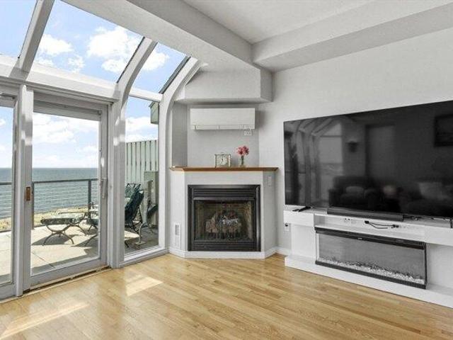 Condo for sale in Hull, Massachusetts