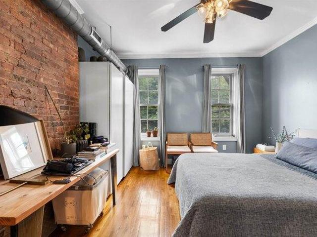 Condo for sale in Hudson, New Jersey