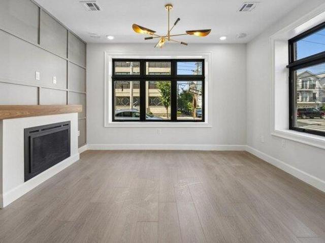 Condo for sale in Hudson, New Jersey