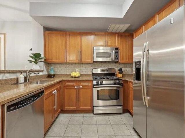 Condo for sale in Hudson, New Jersey