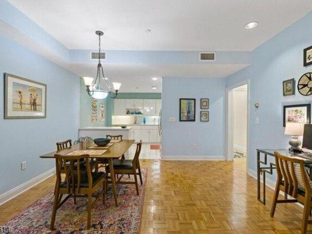 Condo for sale in Hudson, New Jersey