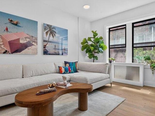 Condo for sale in Hudson, New Jersey