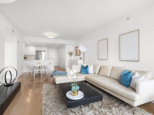 Condo for sale in Hudson, New Jersey